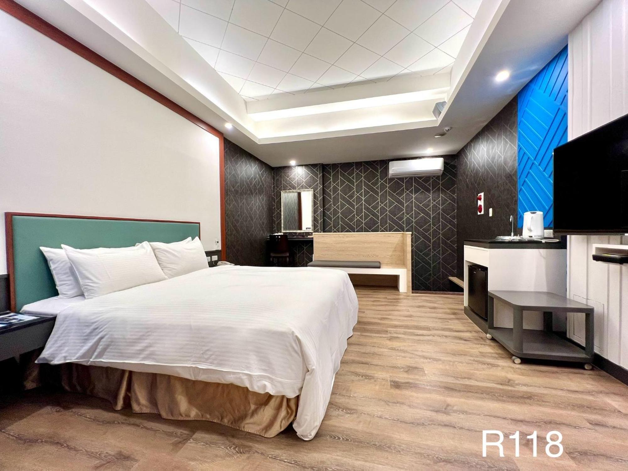 Cigar Motel Tainan Zewnętrze zdjęcie