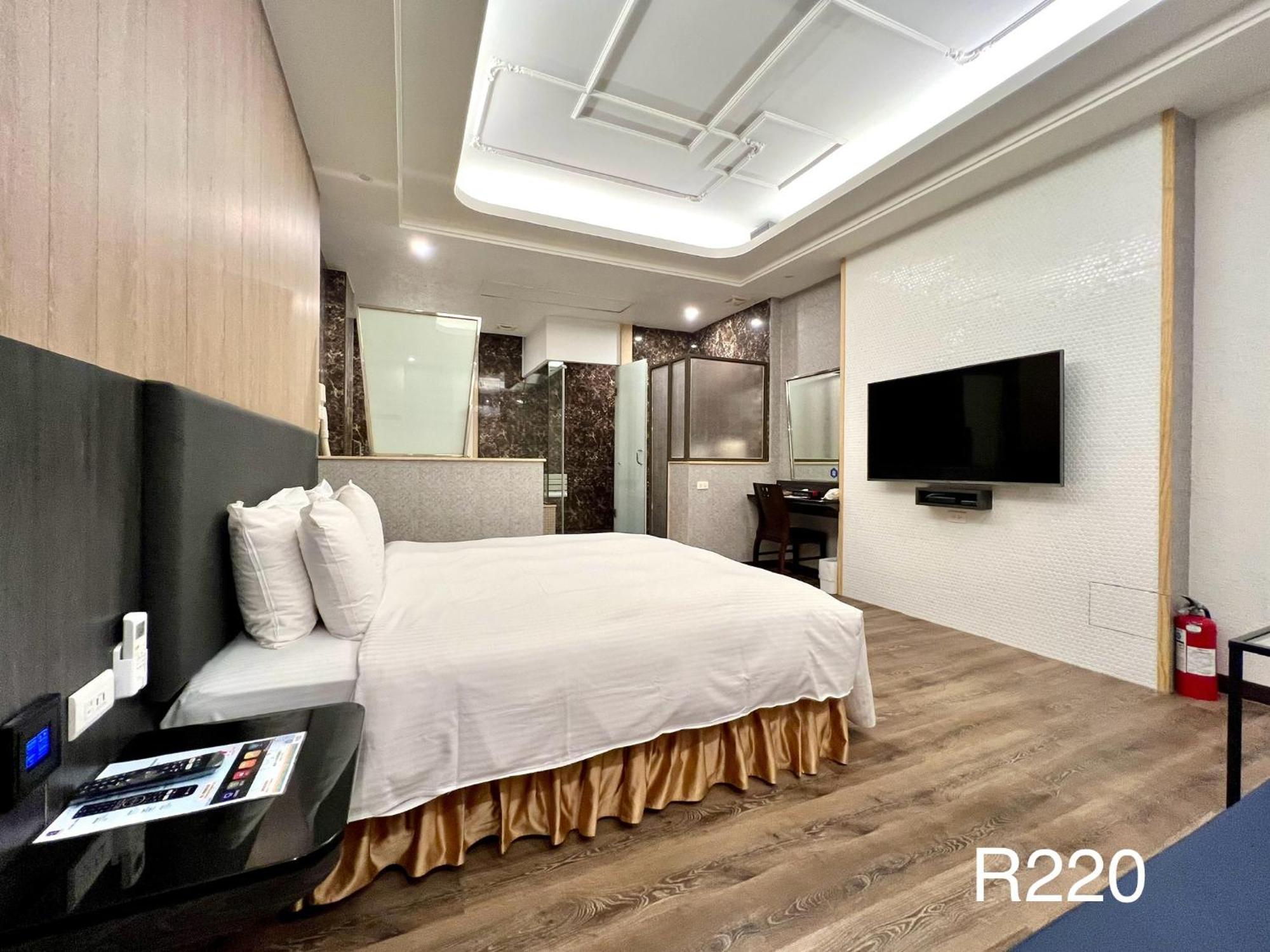 Cigar Motel Tainan Zewnętrze zdjęcie